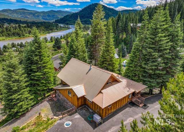 Property at 9788 Brian Way, Smiths Ferry, ID 83611, 2 beds, 3 baths