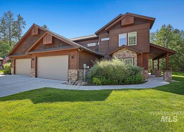 Property at 622 Blue Water Cir, Mccall, ID 83638, 3 beds, 3.5 baths