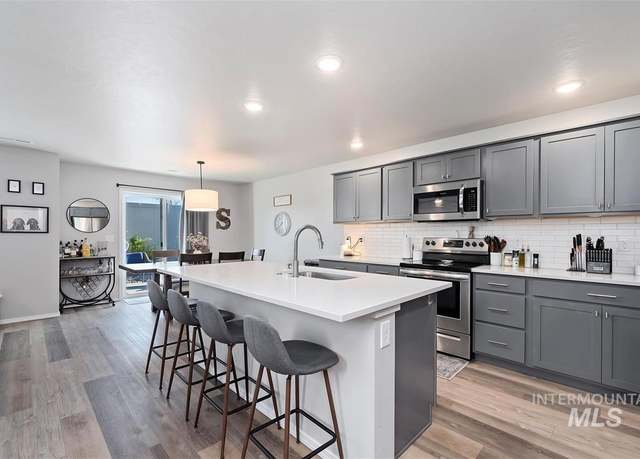 Property at 1498 W Cub River Dr, Meridian, ID 83642, 4 beds, 2 baths