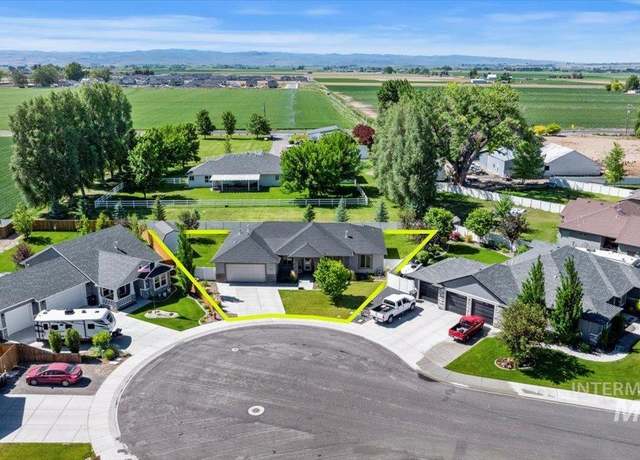 Property at 225 Slate Springs Ct, Kimberly, ID 83341-2301, 3 beds, 2 baths