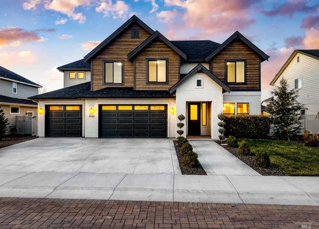 Property at 4322 W Ravenna St, Meridian, ID 83646, 4 beds, 2.5 baths