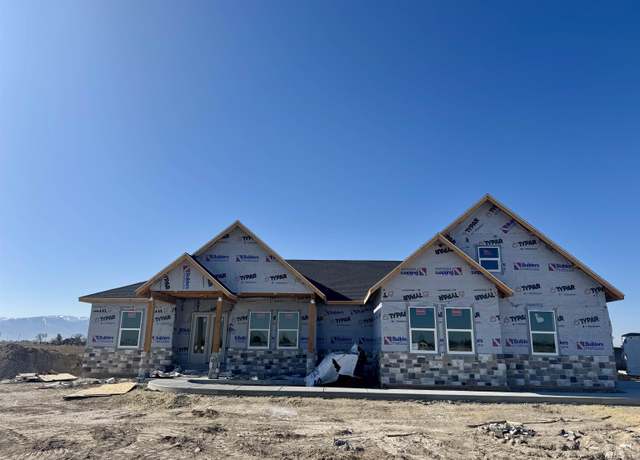 Property at 266 Ferdinand Cir, Burley, ID 83318, 3 beds, 2.5 baths