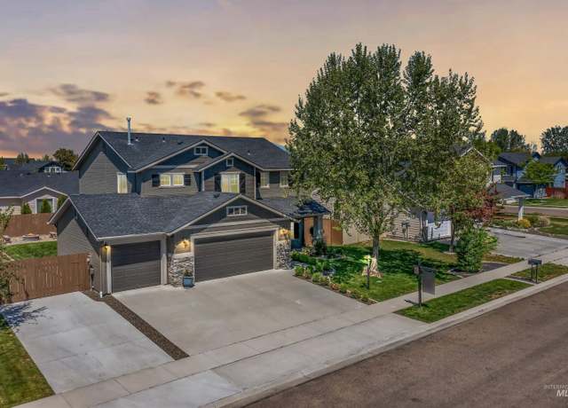 Property at 16627 N Fielding Way, Nampa, ID 83687, 4 beds, 2.5 baths