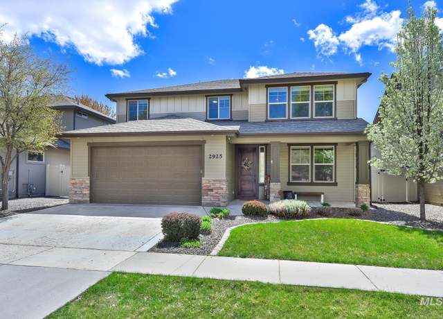 Property at 2925 E Tusa St, Meridian, ID 83642, 4 beds, 2.5 baths