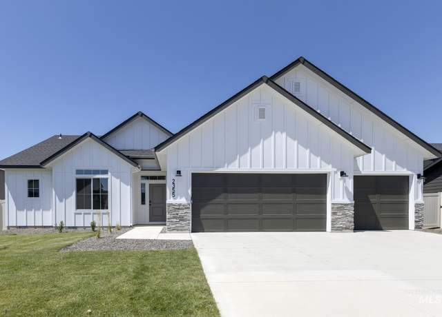 Property at 2355 N Carly Ave, Star, ID 83669, 4 beds, 2 baths
