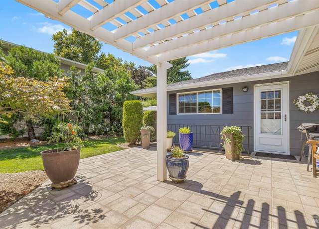 Property at 1485 Sycamore St, Clarkston, WA 99403, 4 beds, 3 baths