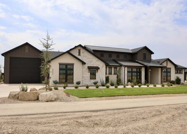 Property at 9803 Meadow Park Blvd, Middleton, ID 83644, 3 beds, 3 baths