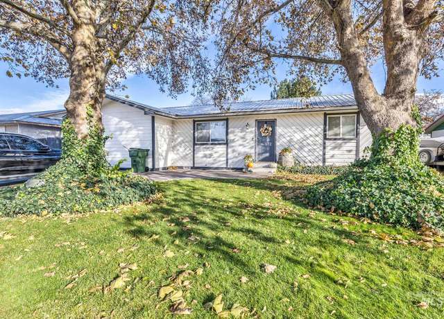 Property at 672 NW 16th St, Ontario, OR 97914, 3 beds, 2 baths