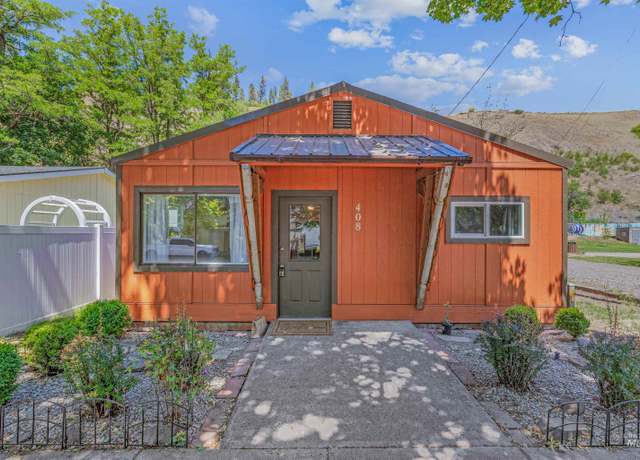 Property at 408 E Main St, Kendrick, ID 83537, 1 bed, 1 bath