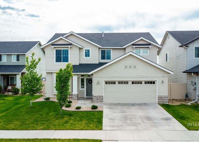 Property at 8228 S Bogus Ridge Ave, Boise, ID 83716, 4 beds, 2.5 baths