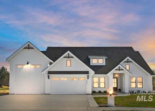 Property at 4109 W Strant Dr, Eagle, ID 83616, 3 beds, 3 baths