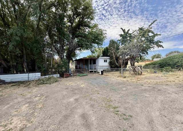 Property at 1702 Ripon Ave, Lewiston, ID 83501, 2 beds, 1 bath