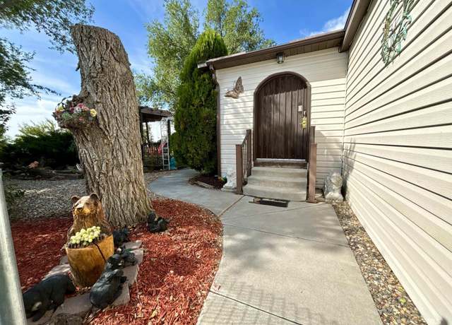 Property at 2934 SW Smith Rd, Mountain Home, ID 83647, 3 beds, 2 baths