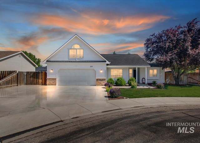 Property at 358 W Mule Ct, Kuna, ID 83634, 3 beds, 3 baths