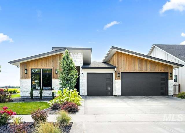 Property at 8059 W Corinthia St, Eagle, ID 83616, 4 beds, 2 baths