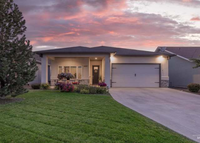 Property at 6847 N Cathedral Ln, Eagle, ID 83616, 3 beds, 2 baths