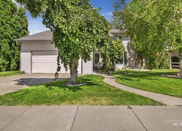 Property at 1148 Blake St N, Twin Falls, ID 83301, 4 beds, 3 baths
