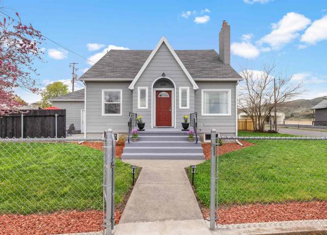 Property at 600 Riverview Blvd, Clarkston, WA 99403, 3 beds, 2.5 baths