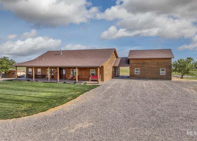 Property at 2175 Graham Blvd, Vale, OR 97918, 4 beds, 3.5 baths