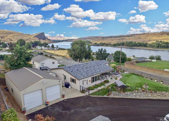 Property at 3140 Clemans Rd, Clarkston, WA 99403, 3 beds, 2 baths