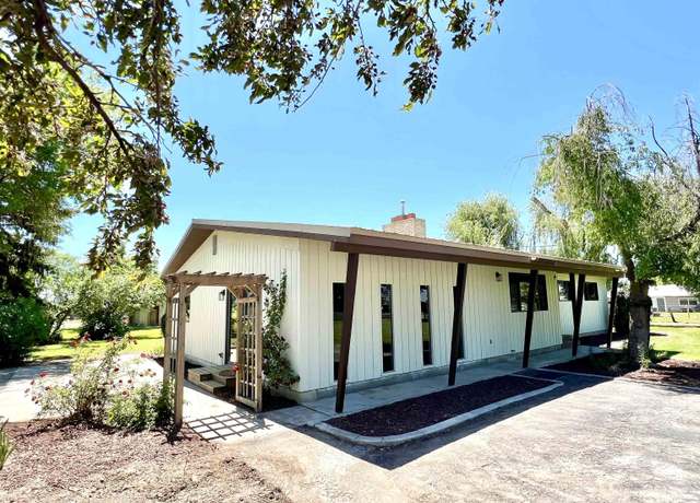 Property at 227 W 150 S, Rupert, ID 83350, 4 beds, 2 baths