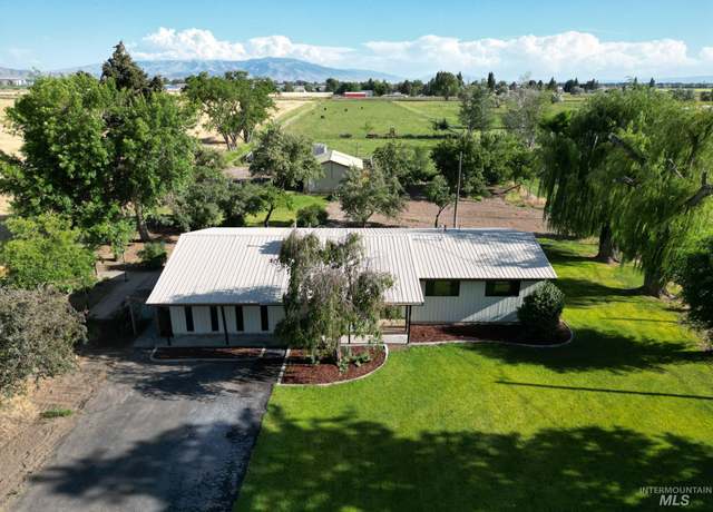 Property at 227 W 150 S, Rupert, ID 83350, 4 beds, 2 baths