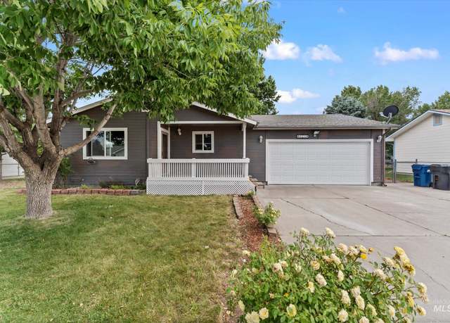 Property at 225 E 15th North, Mountain Home, ID 83647-3730, 3 beds, 2 baths