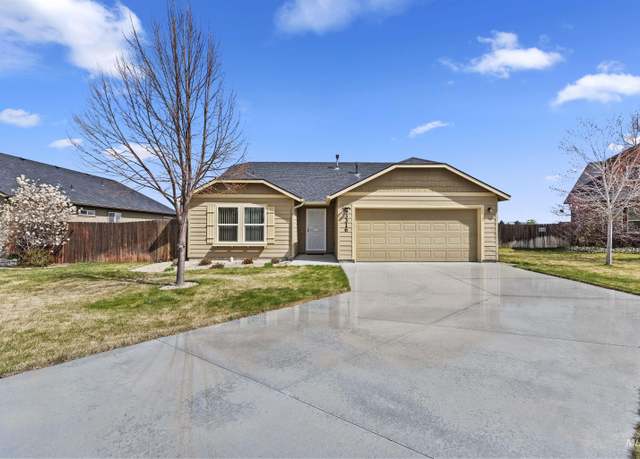 Property at 3316 E Red Sunset Maple Dr, Nampa, ID 83687, 3 beds, 2 baths