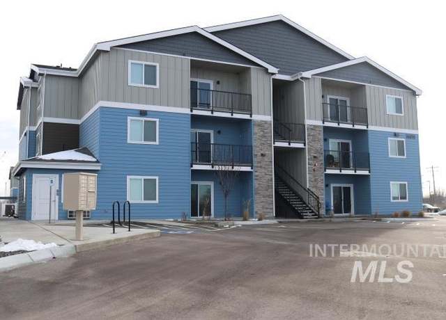 Property at 16090 N Merchant Way, Nampa, ID 83687, 4 beds, 3 baths
