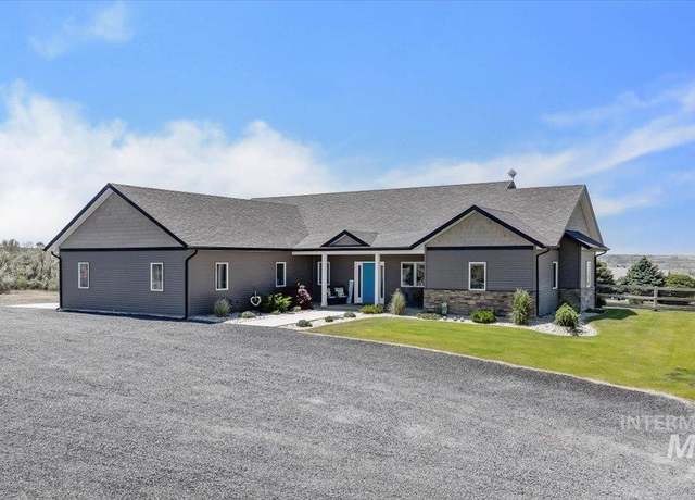 Property at 1469 Valley Steppe Dr, Buhl, ID 83316, 3 beds, 2 baths