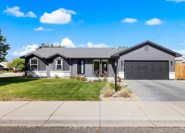 Property at 2355 N Laughridge Ave, Meridian, ID 83646, 3 beds, 2 baths