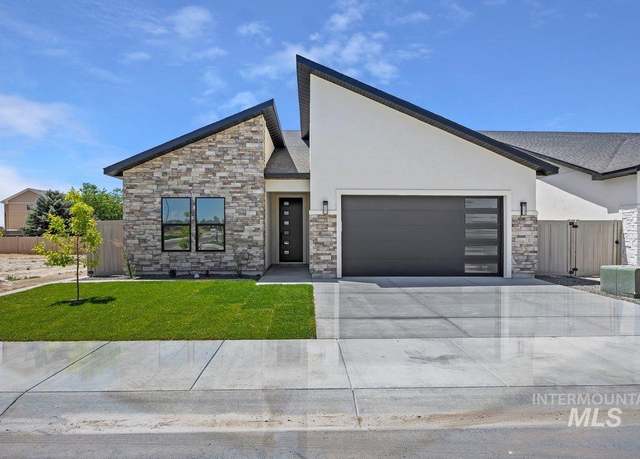 Property at 517 Canyon Falls Dr, Twin Falls, ID 83301, 3 beds, 2.5 baths