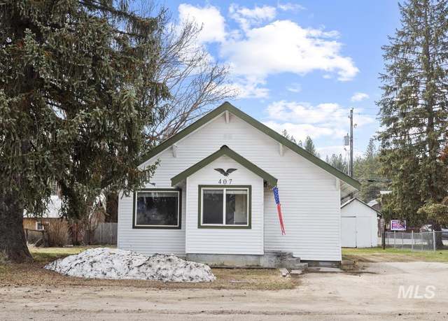 Property at 407 S Front St, Cascade, ID 83611, 2 beds, 1 bath