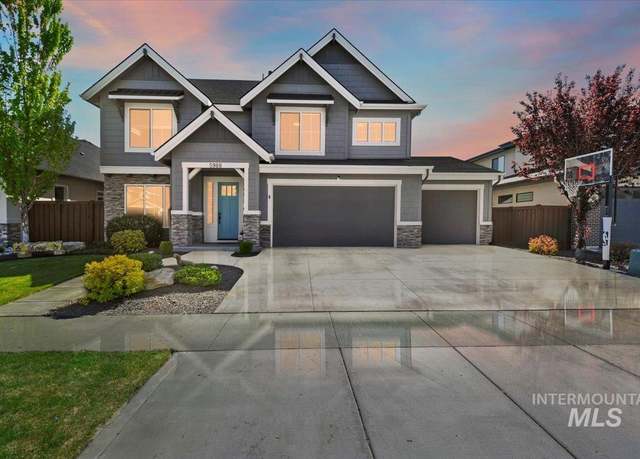 Property at 5988 N Lichfield Ave, Meridian, ID 83646, 5 beds, 3 baths