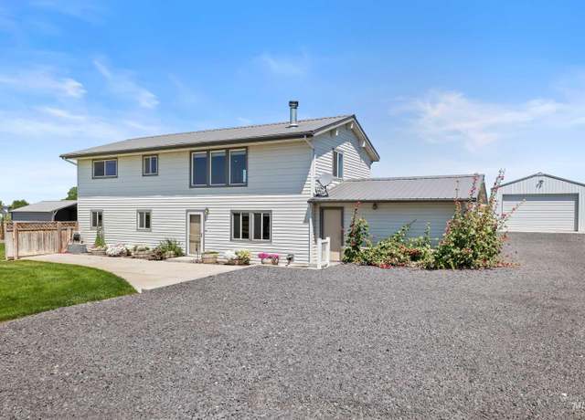 Property at 1420 E 4000 N, Buhl, ID 83316, 5 beds, 2 baths