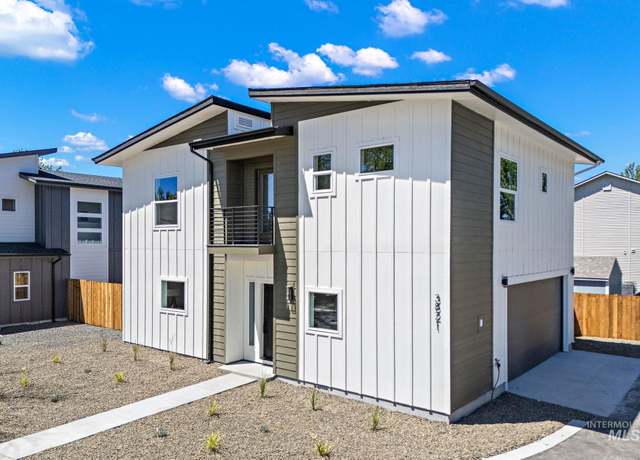 Property at 3821 N Jackie Ln, Boise, ID 83704, 4 beds, 4 baths