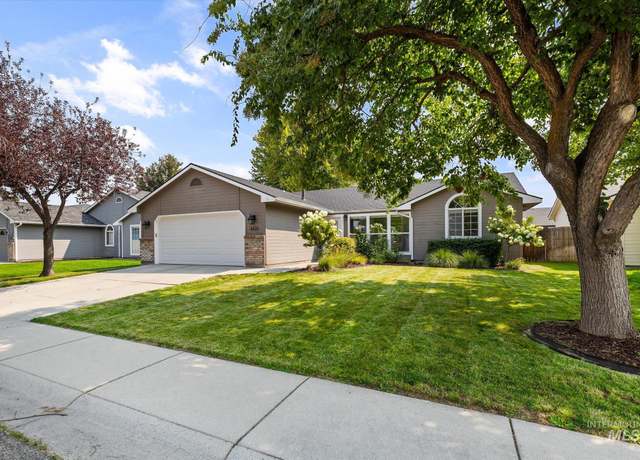 Property at 4420 S Danridge Ave, Boise, ID 83716, 3 beds, 2 baths