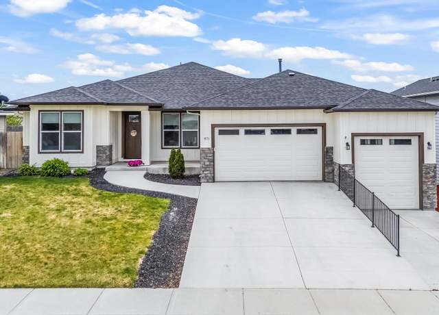 Property at 871 W Trine Loop, Nampa, ID 83686, 4 beds, 2 baths