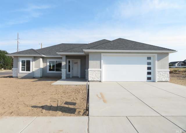 Property at 800 Bird Farm Dr, Jerome, ID 83338, 4 beds, 2 baths