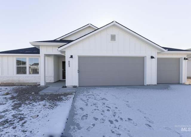 Property at 883 E 19th St N, Mountain Home, ID 83647, 3 beds, 2 baths
