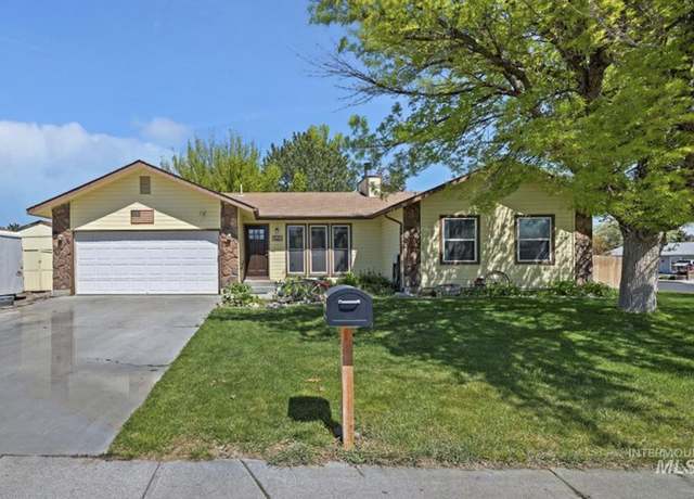 Property at 2581 Indian Trl, Twin Falls, ID 83301, 5 beds, 2.5 baths