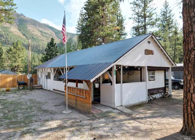 Property at 8395 Hwy 21, Lowman, ID 83637, 2 beds, 2 baths