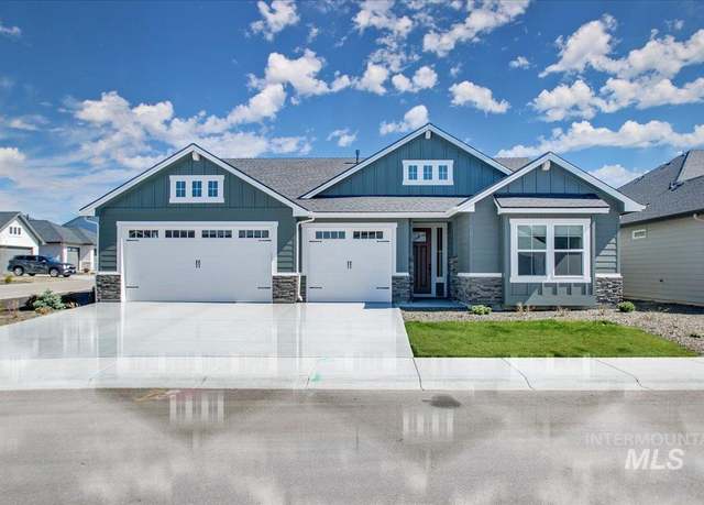 Property at 76 S Ziklag Ave, Kuna, ID 83634, 4 beds, 2 baths