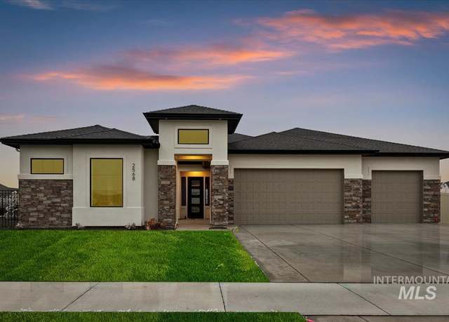 Property at 2568 N Heirloom Ave, Eagle, ID 83616, 4 beds, 3 baths