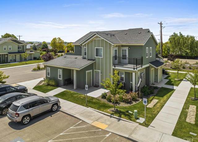 Property at 5018 Hamlet Ln, Caldwell, ID 83607, 8 beds, 7 baths