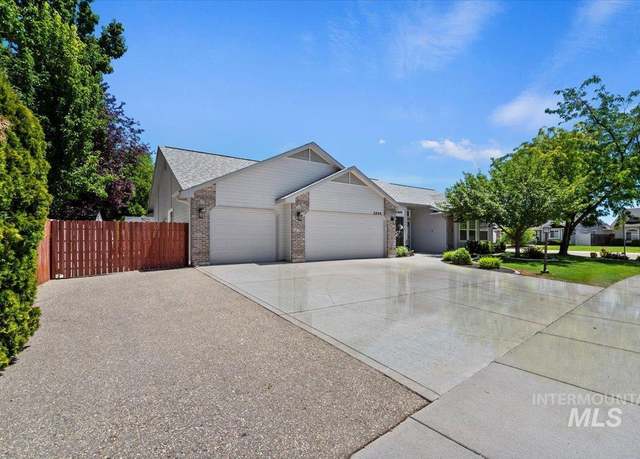 Property at 2866 N Lochsa Way, Meridian, ID 83646-9026, 3 beds, 2 baths