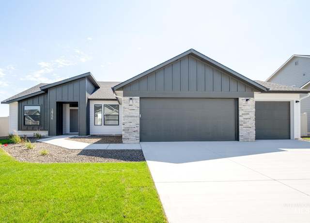 Property at 16754 Carlin Ave, Caldwell, ID 83607, 4 beds, 2 baths
