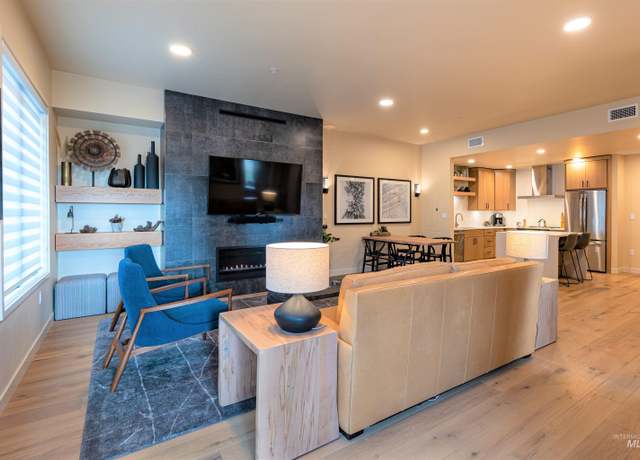 Property at 760 Village Dr #307, Donnelly, ID 83615, 1 bed, 1 bath