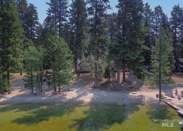 Property at 600 Diamond, Mccall, ID 83638, 4 beds, 2 baths