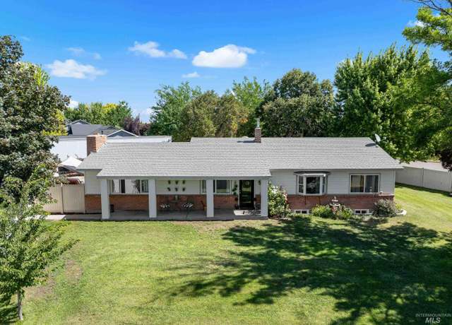 Property at 6148 S Roaring River Ave, Boise, ID 83709-7935, 5 beds, 3 baths
